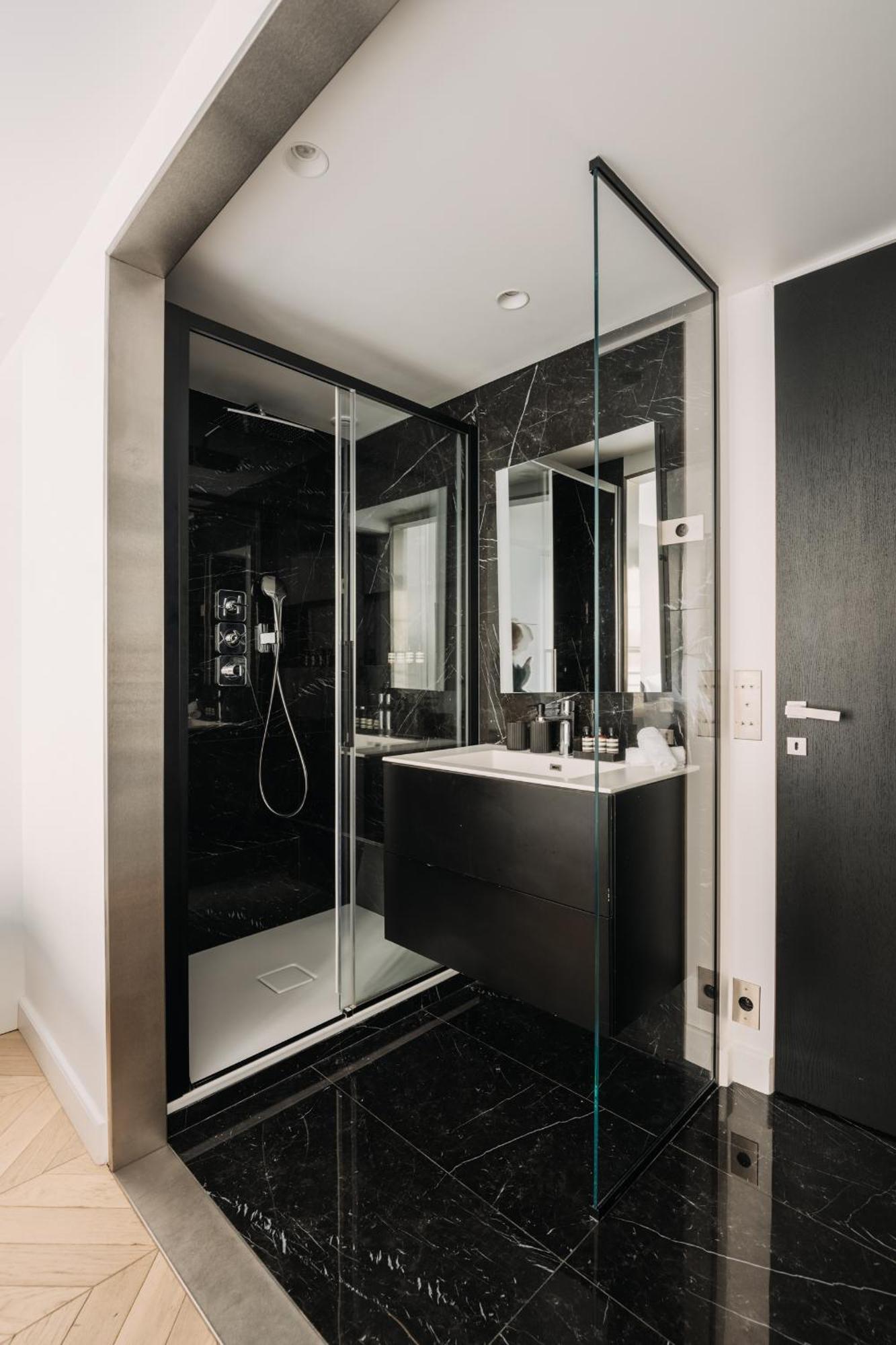 Highstay - Luxury Serviced Apartments - Place Vendome Париж Екстериор снимка