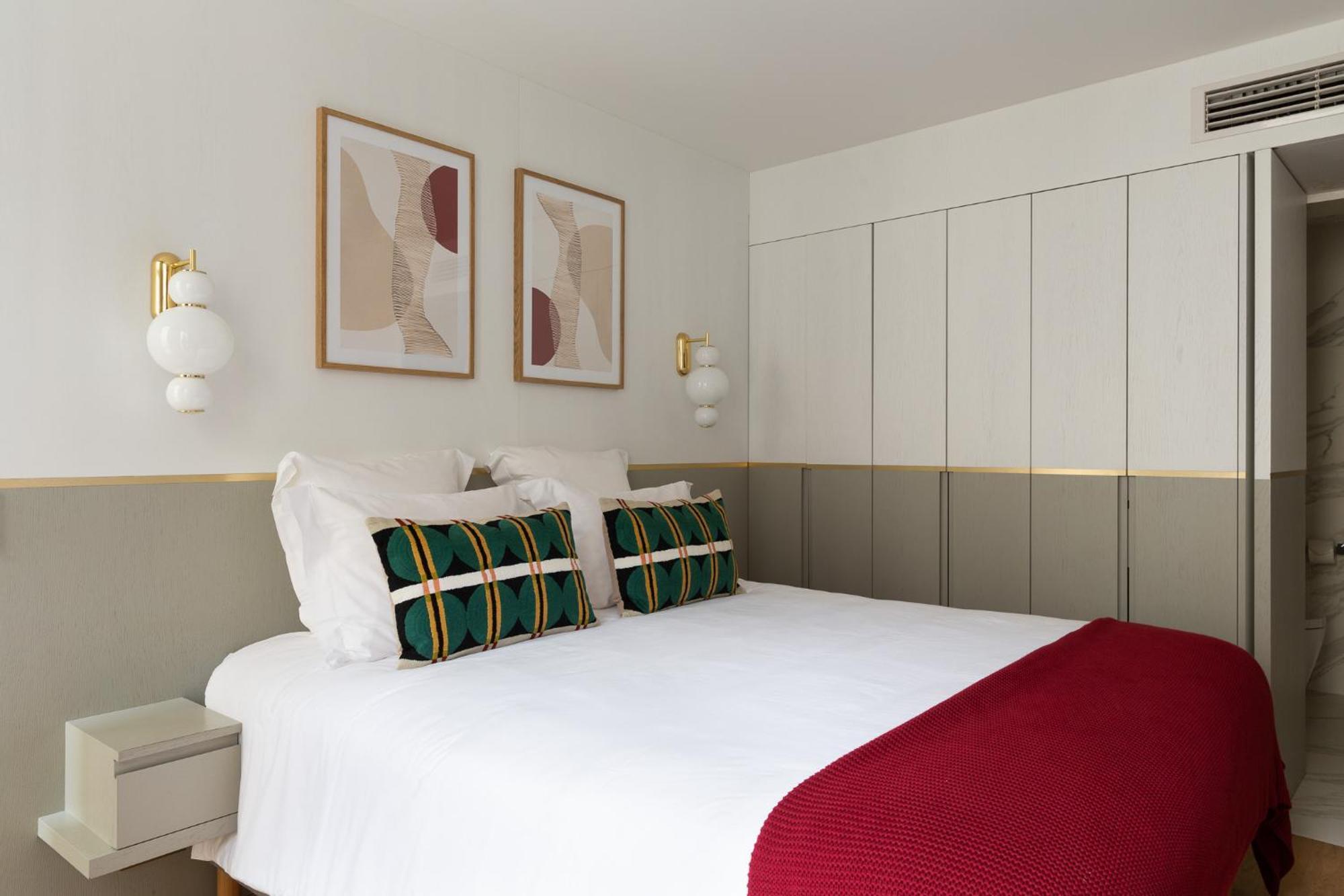 Highstay - Luxury Serviced Apartments - Place Vendome Париж Екстериор снимка