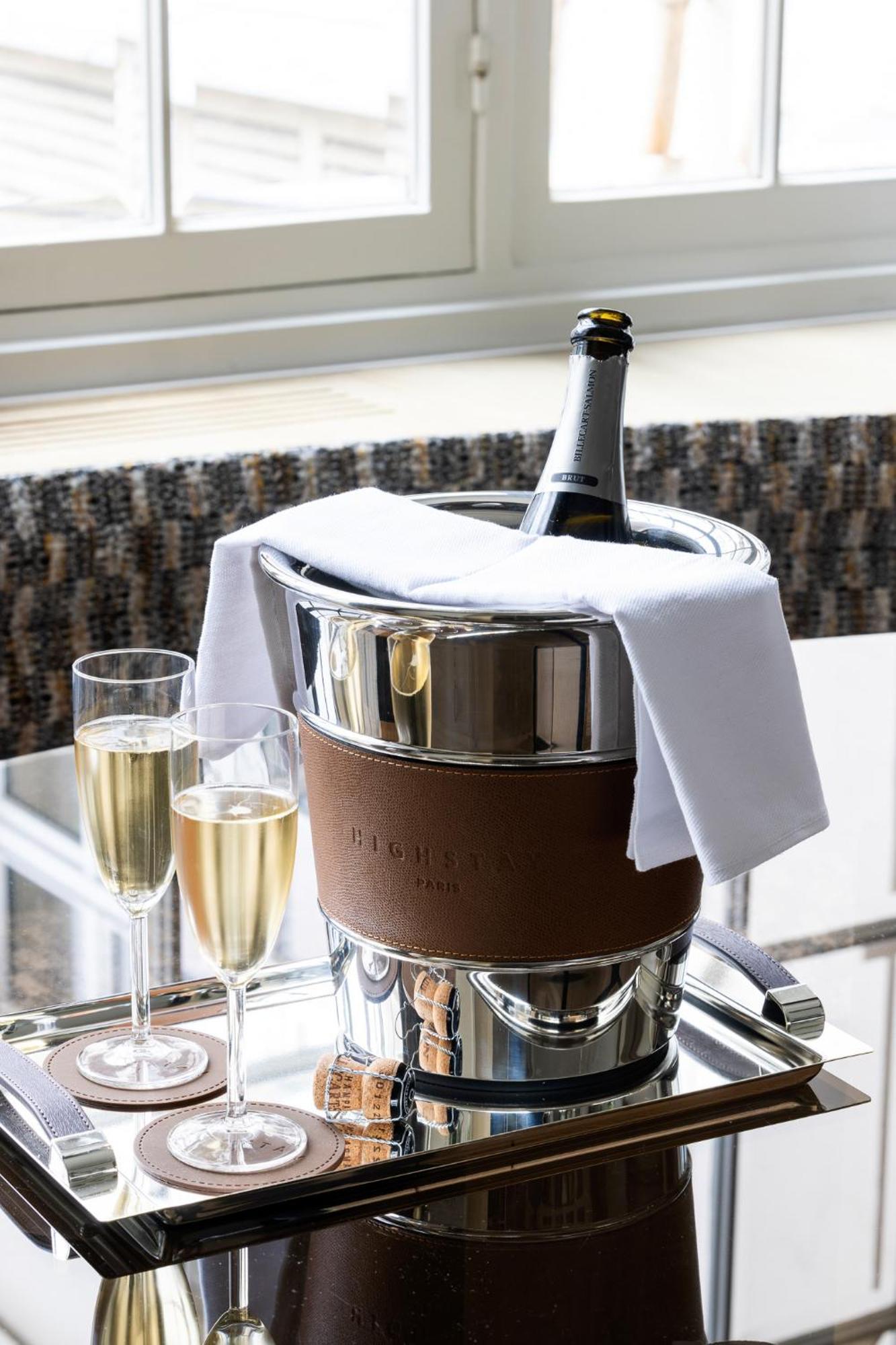 Highstay - Luxury Serviced Apartments - Place Vendome Париж Екстериор снимка